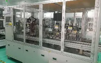 Fully automatic laser welding machine